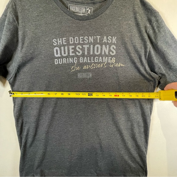 Baseballism Womens XXL Gray Graphic T-Shirt “She Doesn’t Ask Questions” NWT - Picture 9 of 9
